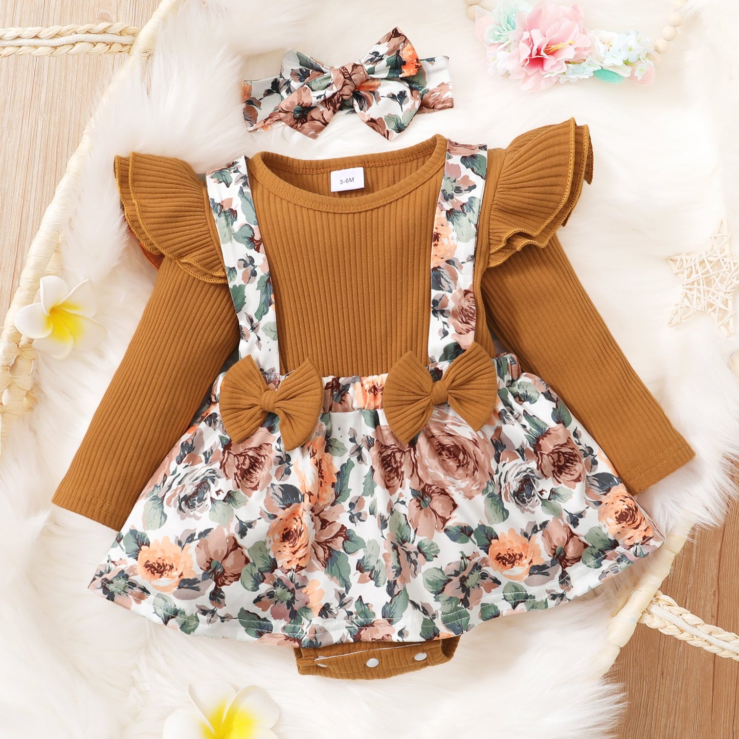 Baby Girl  Ribbed Romper and Floral Print Bowknot Suspender Skirt Set