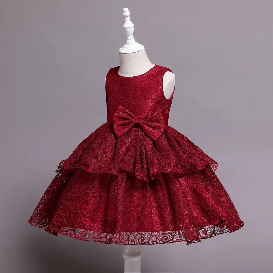 Lace Design Sleeveless Layered Princess Party Dress