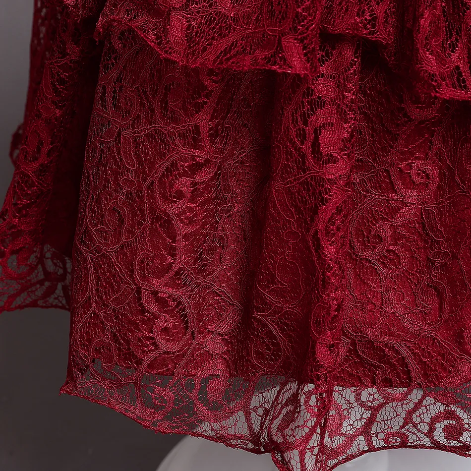 Lace Design Sleeveless Layered Princess Party Dress