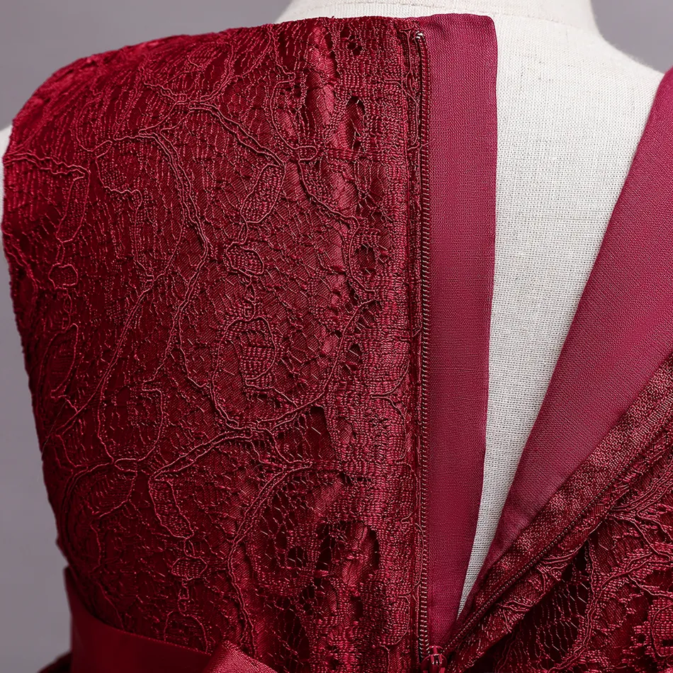 Lace Design Sleeveless Layered Princess Party Dress